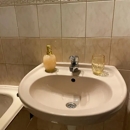 Utulny U Kryteho Bazenu. *